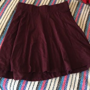 Maroon stretchy skater skirt